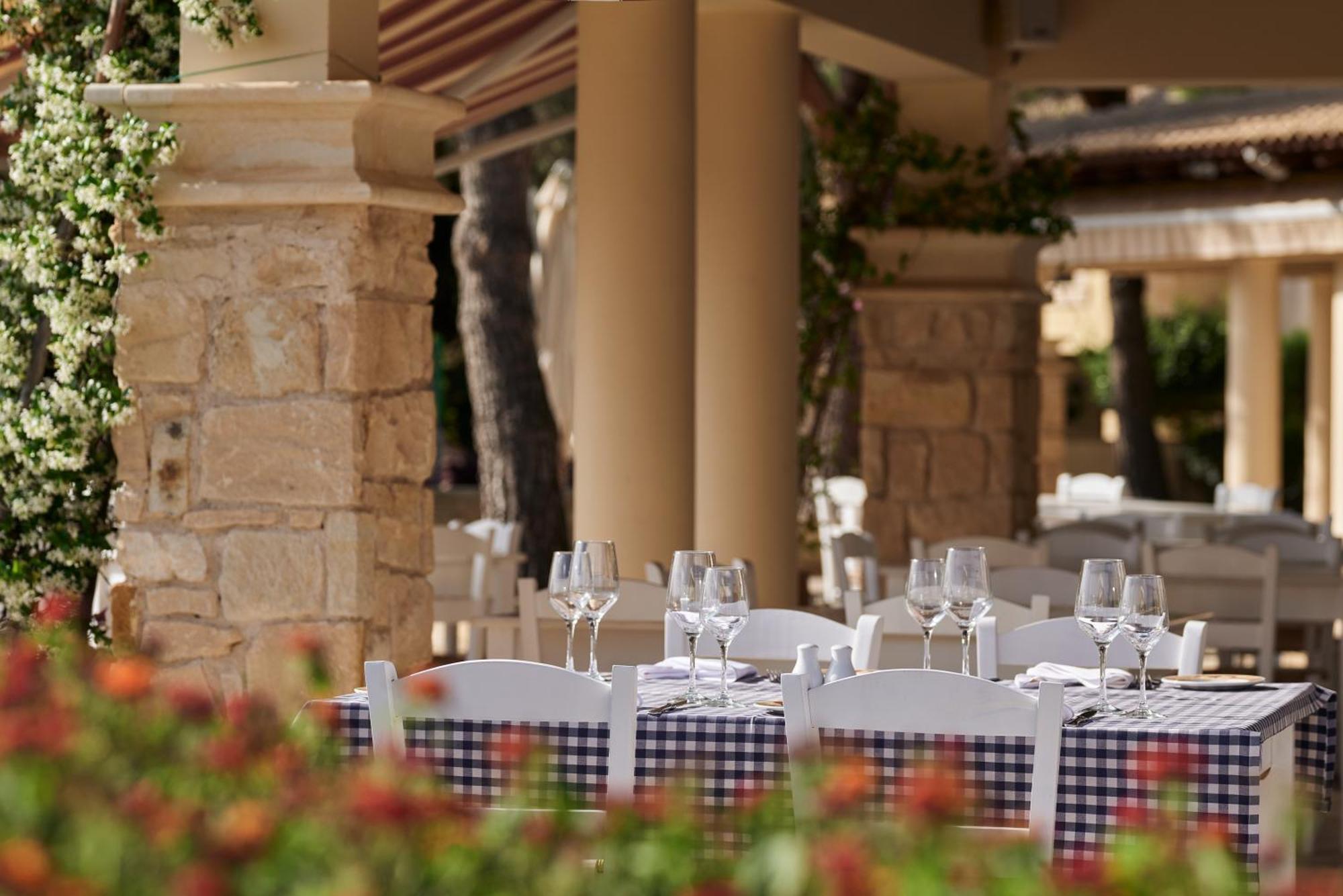 Aphrodite Hills Rentals - Junior Villas Kouklia Exteriör bild